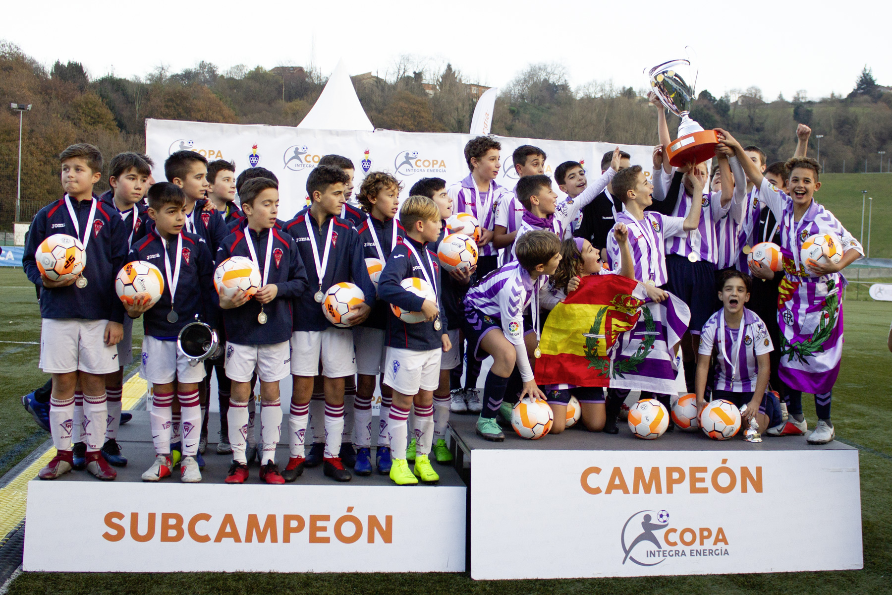 Real Valladolid y Real Oviedo triunfan en la III Copa Integra Energía